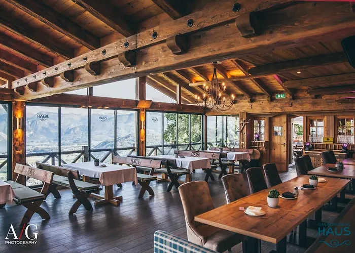 Gmundnerberghaus - Aparthotel Altmünster