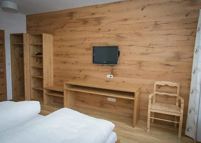 Gmundnerberghaus - Aparthotel Altmünster